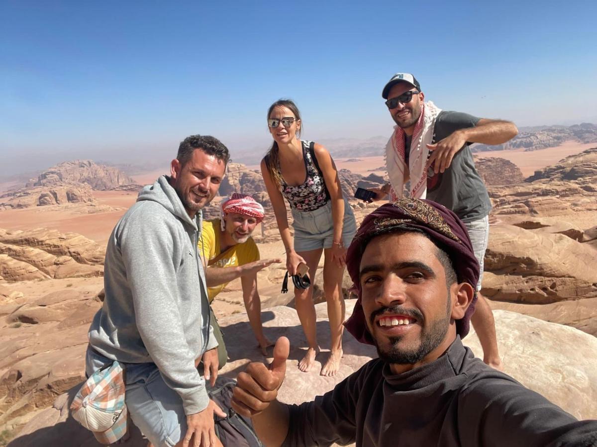 Friend Wadi Rum Extérieur photo