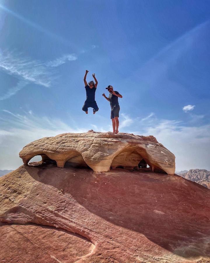 Friend Wadi Rum Extérieur photo