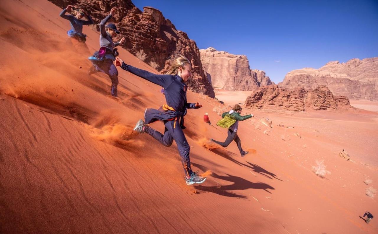 Friend Wadi Rum Extérieur photo