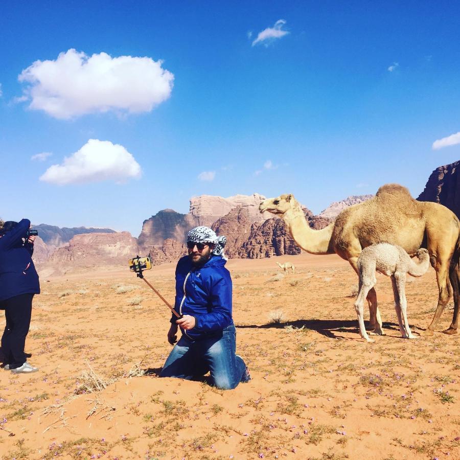 Friend Wadi Rum Extérieur photo